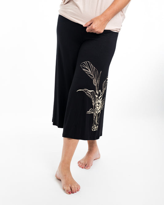 ‘Ōlena Kaila Capri Pants