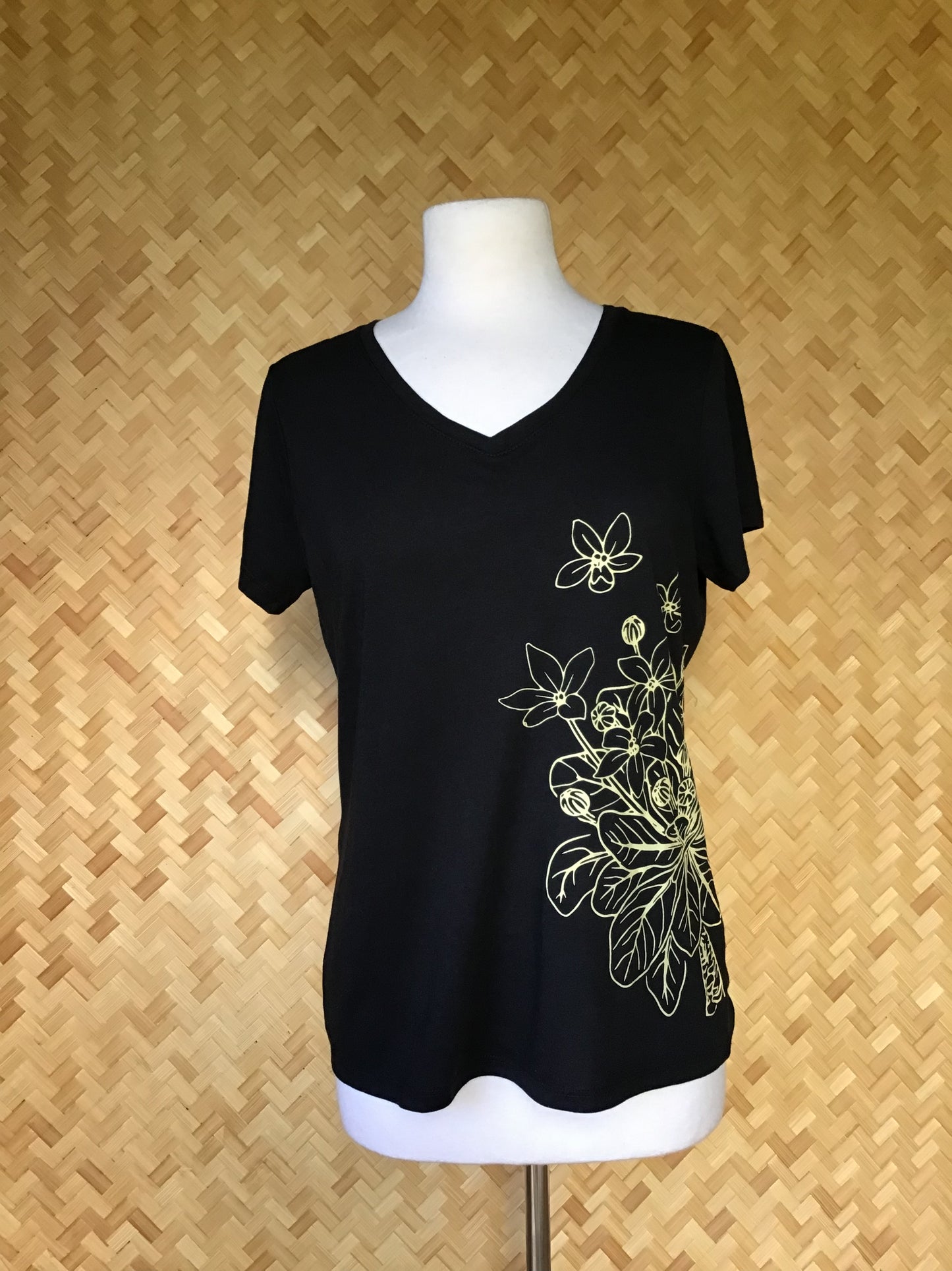 V-Neck Top (Black)