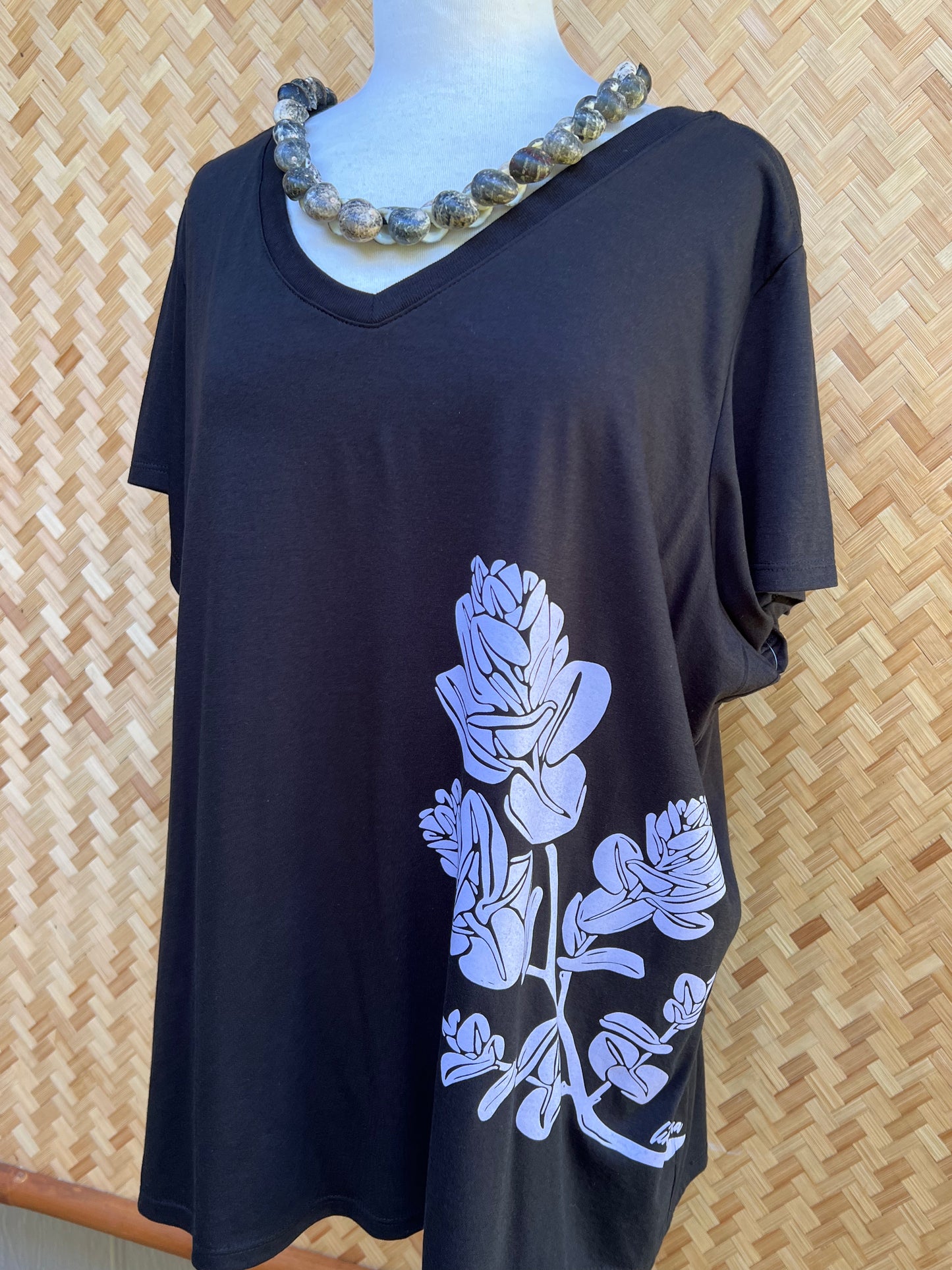 V-Neck Top (Black)
