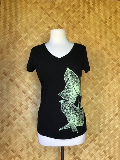V-Neck Top (Black)