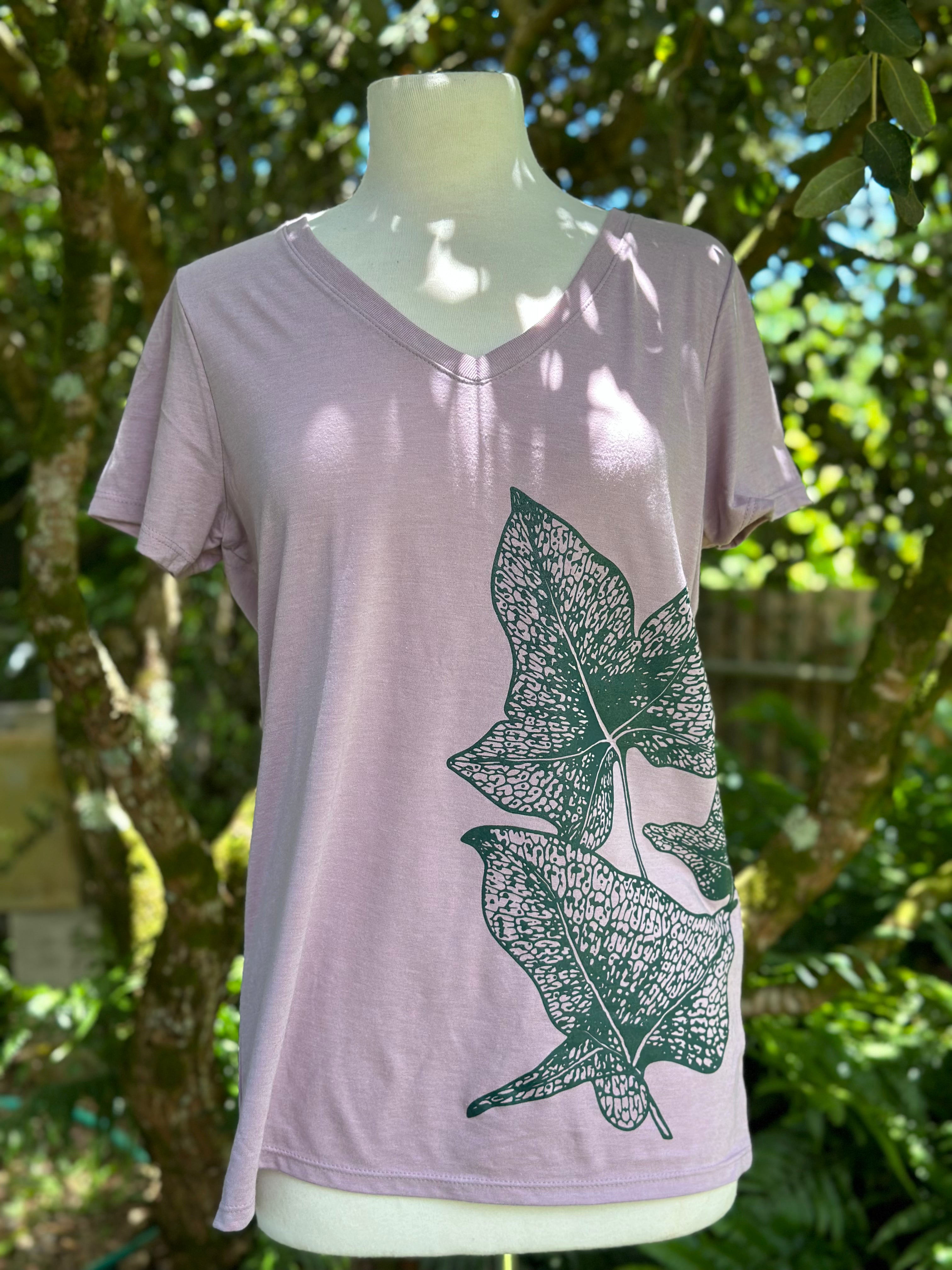 V-Neck Top (Heathered Lavender)